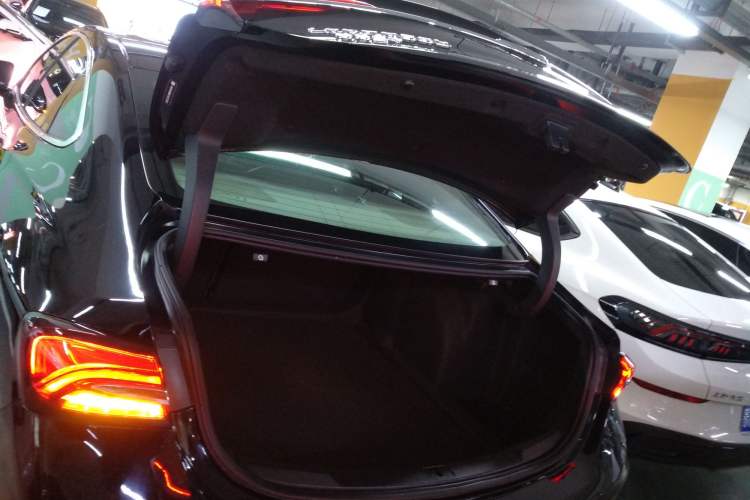 Used Buick LaCrosse 2021 652T Luxury Model Trunk