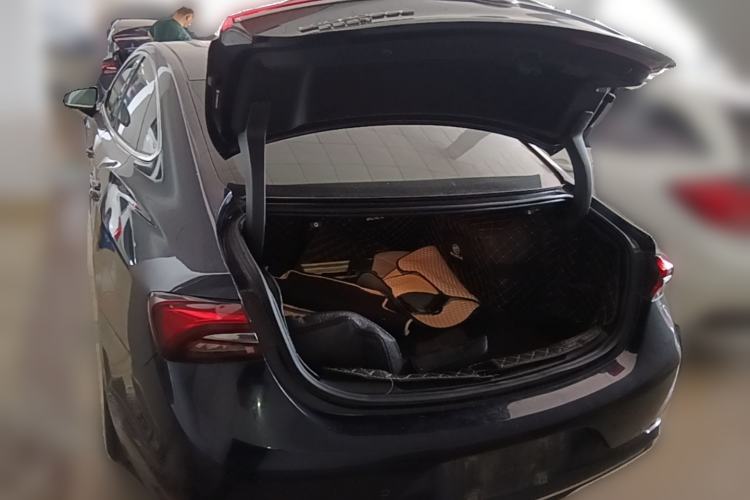 Used Buick LaCrosse 2021 552T Luxury Version Trunk