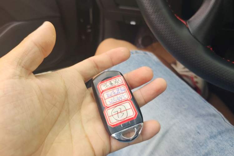 Used Buick LaCrosse 2021 652T Luxury Model Vehicle Key
