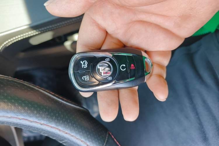 Used Buick LaCrosse 2021 652T Luxury Model Vehicle Key