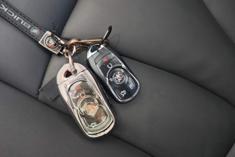 Used Buick LaCrosse 2021 552T Luxury Version Vehicle Key