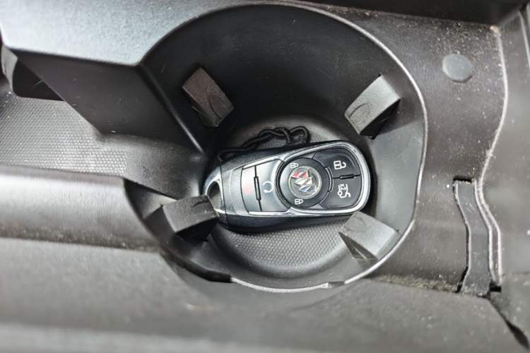 Used Buick LaCrosse 2021 552T Luxury Version Vehicle Key
