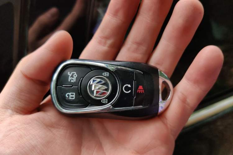 Used Buick LaCrosse 2021 652T Luxury Model Vehicle Key