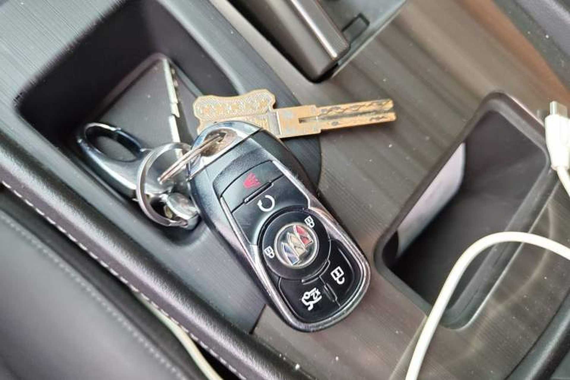 Used Buick LaCrosse 2021 652T Luxury Model Vehicle Key