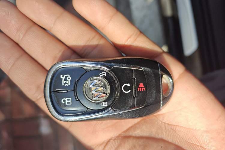 Used Buick LaCrosse 2021 652T Luxury Model Vehicle Key
