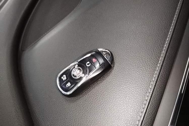 Used Buick LaCrosse 2021 652T Premium Edition Vehicle Key