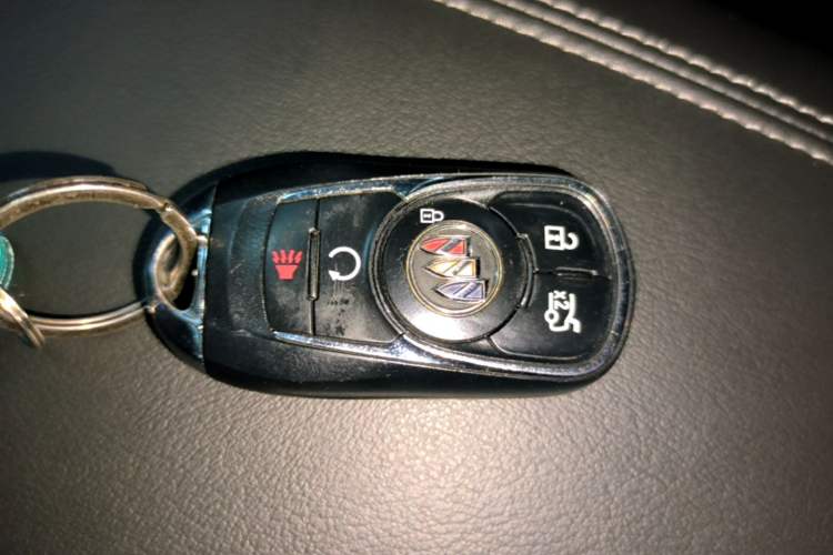 Used Buick LaCrosse 2021 652T Luxury Model Vehicle Key