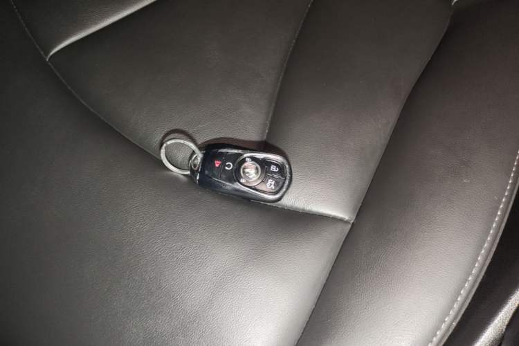 Used Buick LaCrosse 2021 652T Luxury Model Vehicle Key