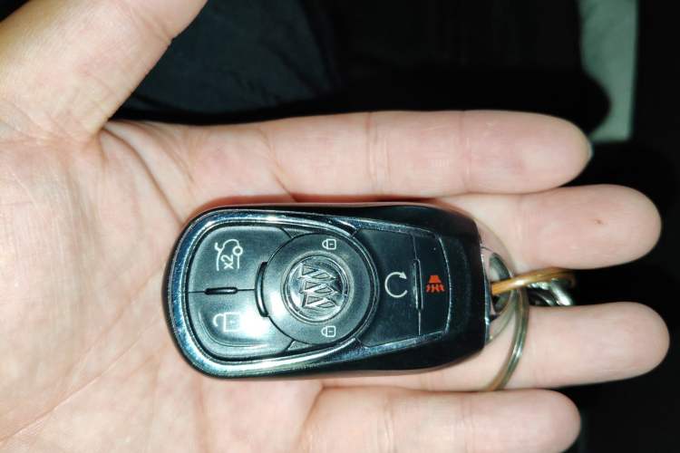Used Buick LaCrosse 2021 652T Luxury Model Vehicle Key