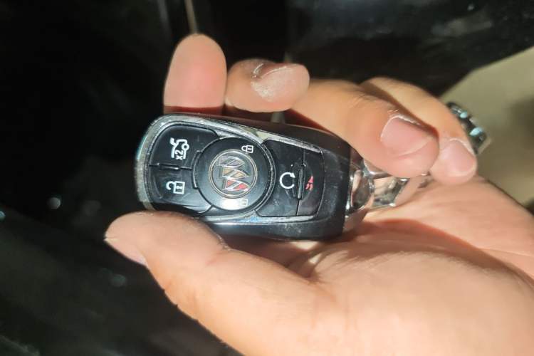 Used Buick LaCrosse 2021 552T Luxury Version Vehicle Key