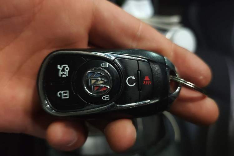 Used Buick LaCrosse 2021 652T Luxury Model Vehicle Key