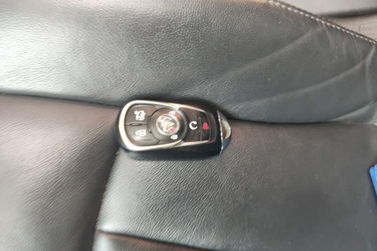 Used Buick LaCrosse 2021 652T Luxury Model Vehicle Key