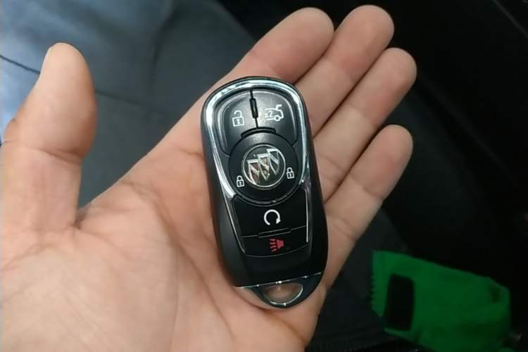 Used Buick LaCrosse 2021 652T Luxury Model Vehicle Key