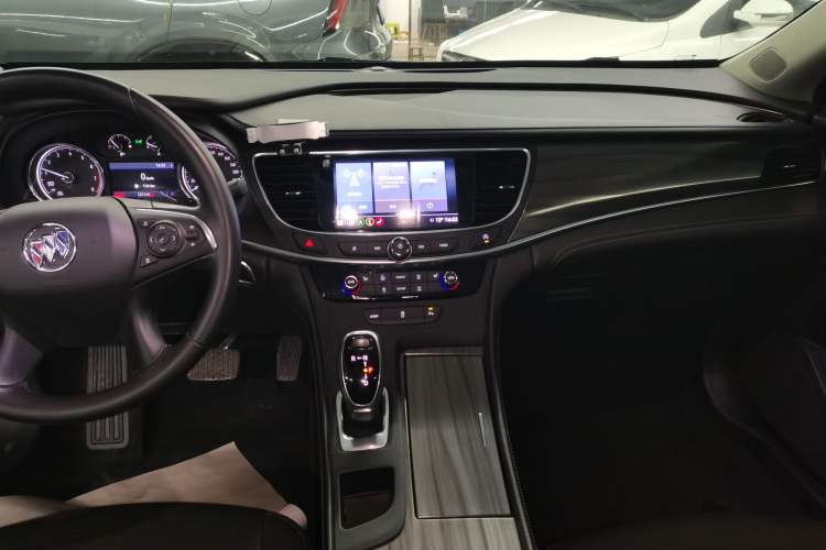 Used Buick LaCrosse 2021 652T Luxury Model Audio And AC Panel