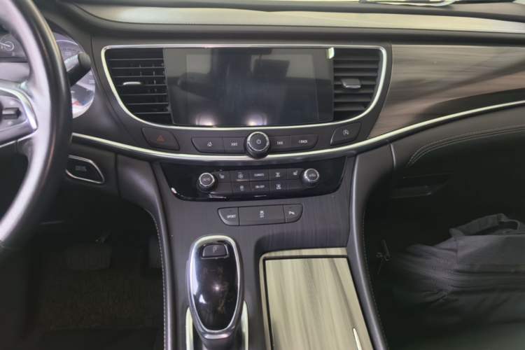 Used Buick LaCrosse 2021 652T Luxury Model Audio And AC Panel