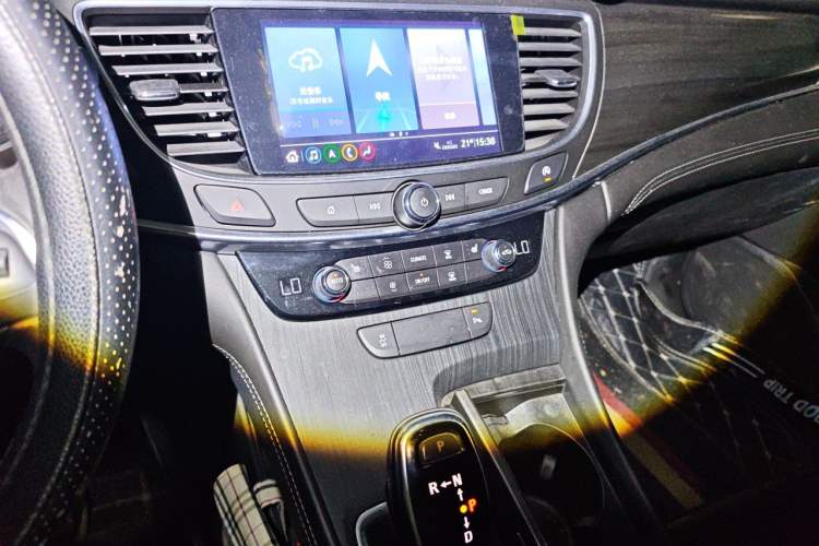 Used Buick LaCrosse 2021 552T Luxury Version Audio And AC Panel