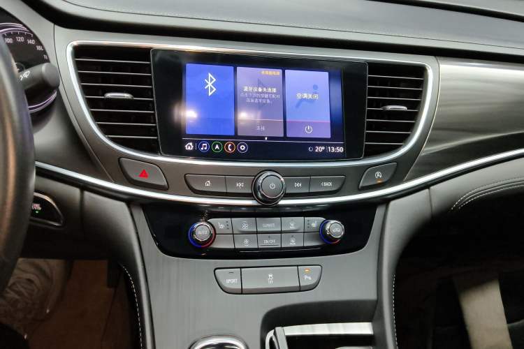 Used Buick LaCrosse 2021 652T Luxury Model Audio And AC Panel