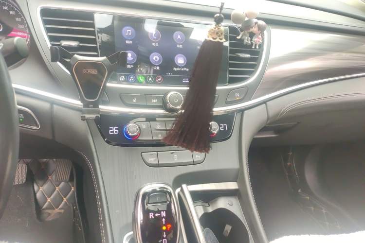 Used Buick LaCrosse 2021 652T Premium Edition Audio And AC Panel