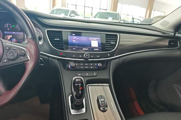 Used Buick LaCrosse 2021 652T Luxury Model Audio And AC Panel