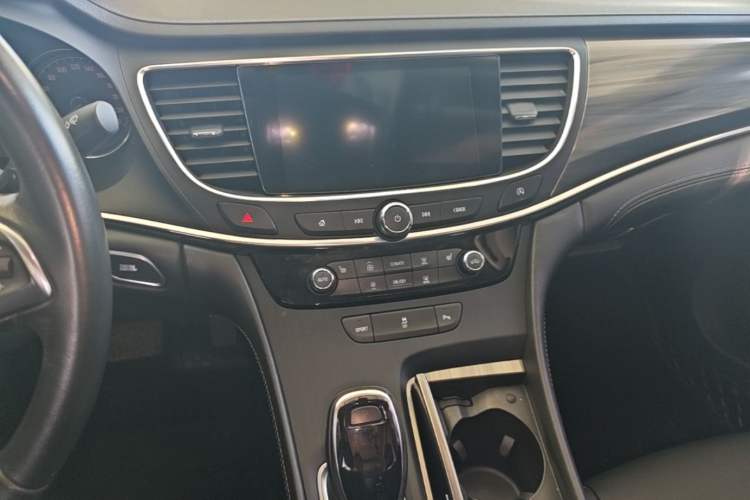 Used Buick LaCrosse 2021 652T Luxury Model Audio And AC Panel