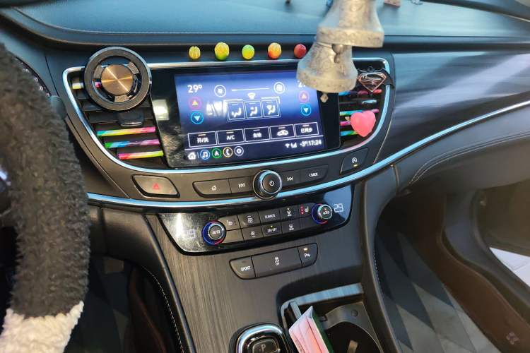 Used Buick LaCrosse 2021 652T Luxury Model Audio And AC Panel