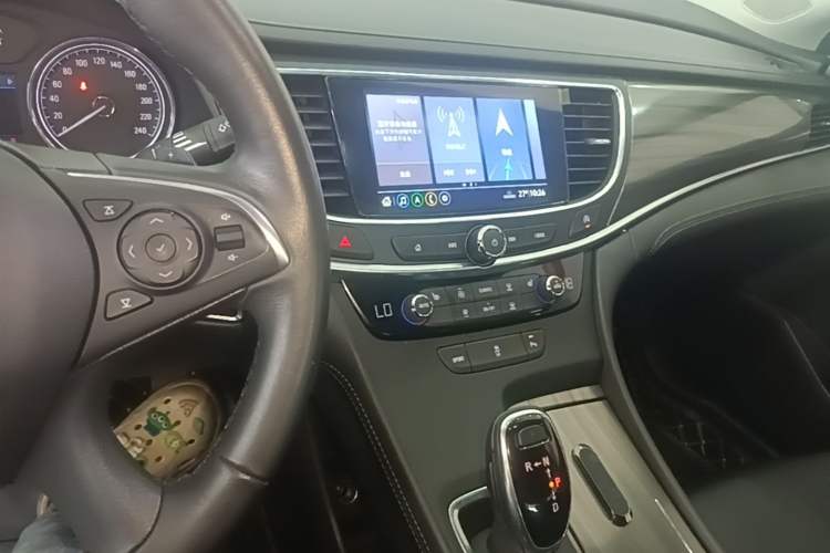 Used Buick LaCrosse 2021 652T Luxury Model Audio And AC Panel