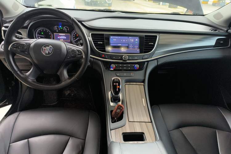 Used Buick LaCrosse 2021 652T Luxury Model Center Console