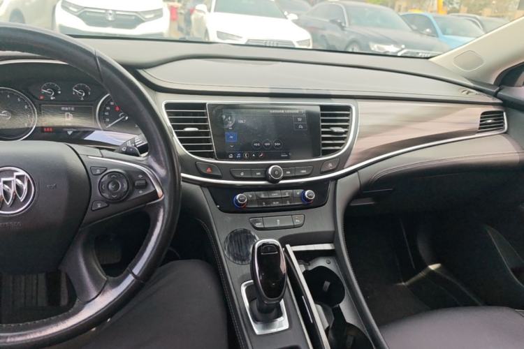 Used Buick LaCrosse 2021 652T Luxury Model Center Console