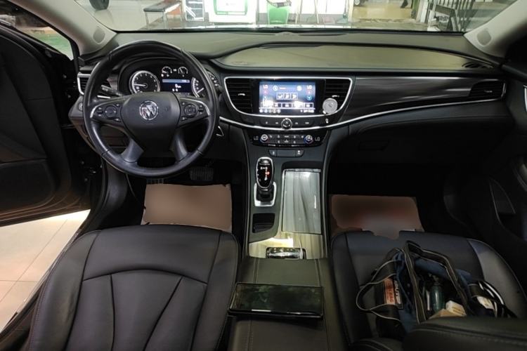 Used Buick LaCrosse 2021 552T Luxury Version Center Console