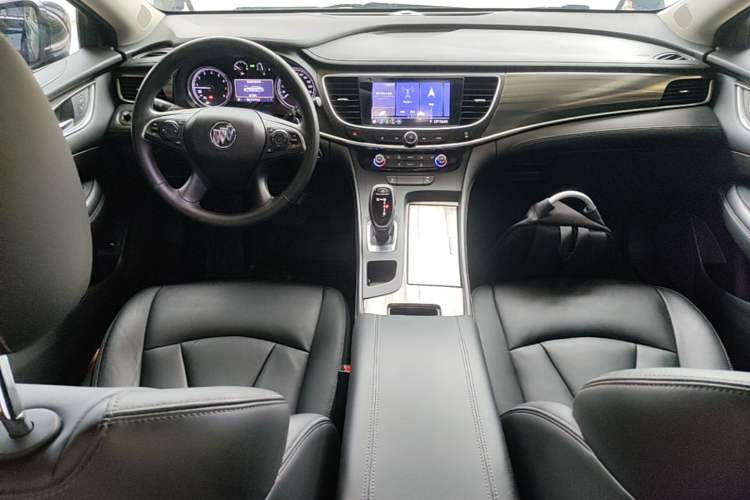 Used Buick LaCrosse 2021 552T Luxury Version Center Console