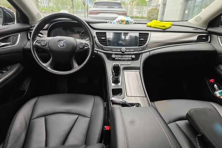 Used Buick LaCrosse 2021 652T Luxury Model Center Console