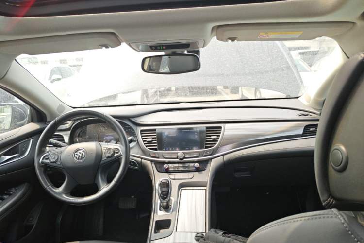 Used Buick LaCrosse 2021 652T Luxury Model Center Console