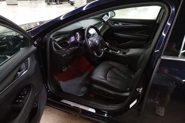 Used Buick LaCrosse 2021 552T Luxury Version Driver Seat
