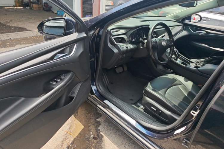 Used Buick LaCrosse 2021 652T Luxury Model Driver Seat