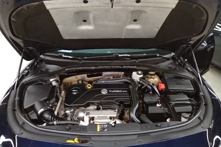 Used Buick LaCrosse 2021 552T Luxury Version Engine Bay