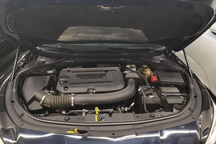 Used Buick LaCrosse 2021 652T Luxury Model Engine Bay