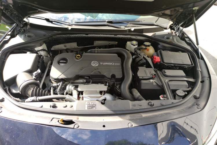 Used Buick LaCrosse 2021 552T Luxury Version Engine Bay