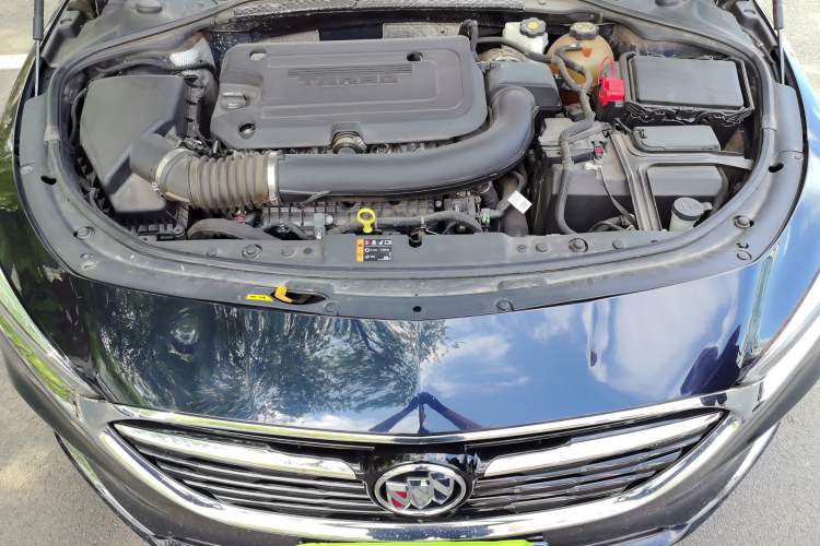Used Buick LaCrosse 2021 652T Luxury Model Engine Bay