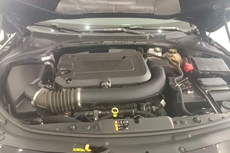 Used Buick LaCrosse 2021 652T Luxury Model Engine Bay