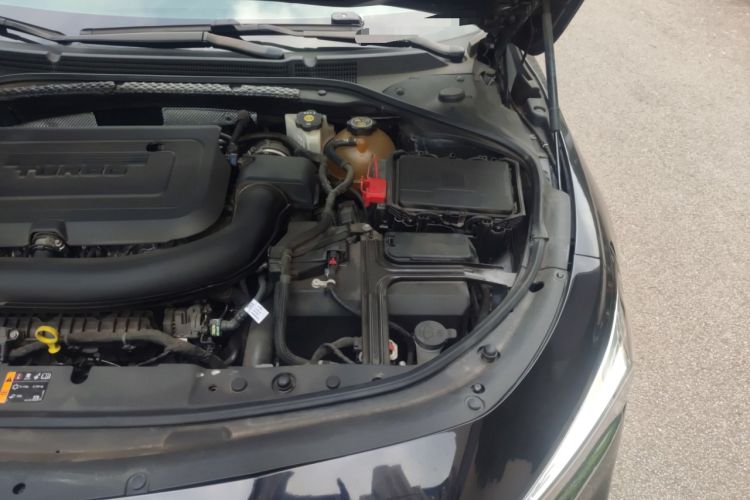 Used Buick LaCrosse 2021 652T Premium Edition Engine Bay Left