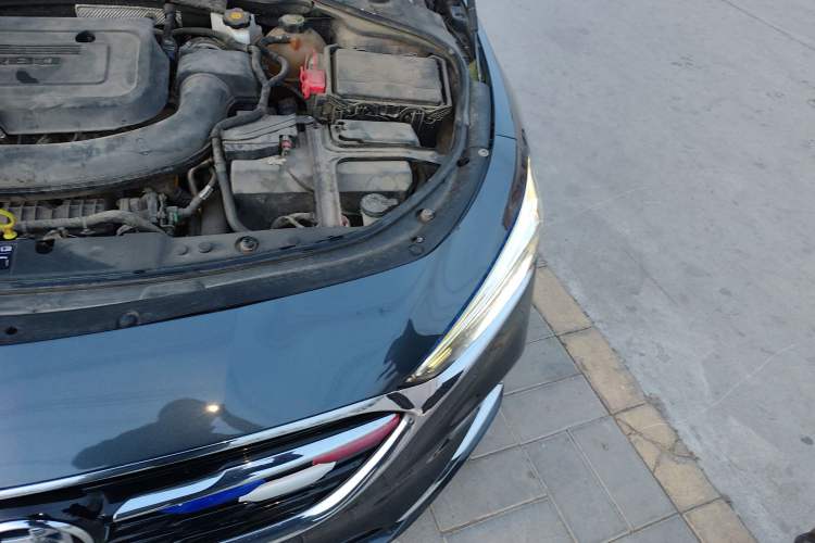 Used Buick LaCrosse 2021 652T Luxury Model Engine Bay Left
