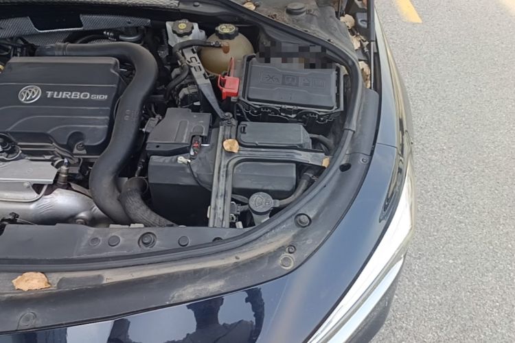 Used Buick LaCrosse 2021 552T Luxury Version Engine Bay Left
