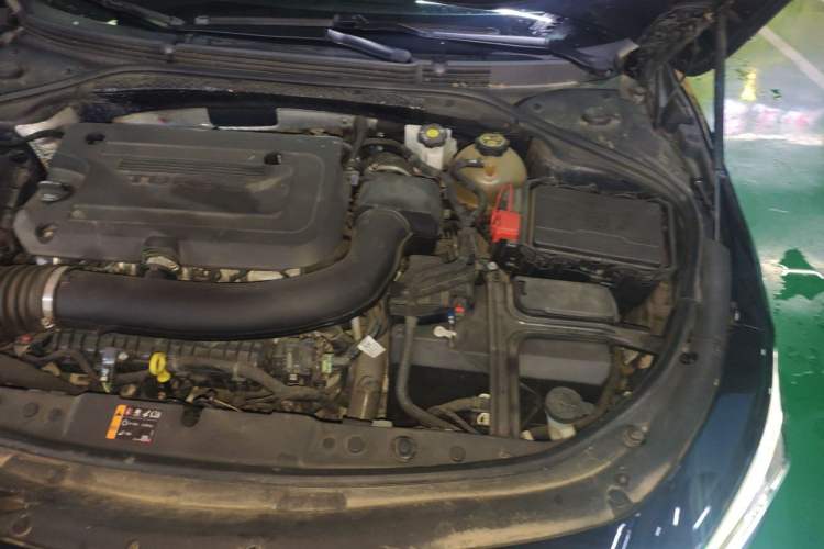 Used Buick LaCrosse 2021 652T Luxury Model Engine Bay Left