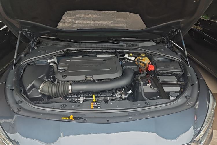 Used Buick LaCrosse 2021 652T Premium Edition Engine Bay