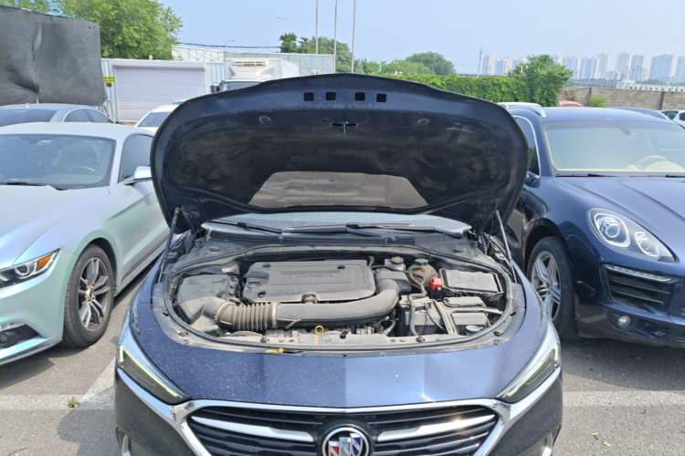 Used Buick LaCrosse 2021 652T Luxury Model Engine Bay