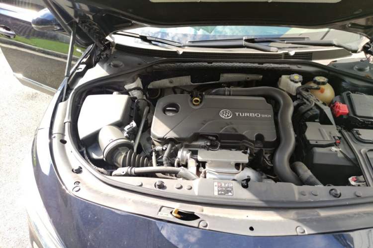 Used Buick LaCrosse 2021 552T Luxury Version Engine Bay Right