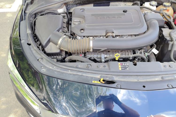Used Buick LaCrosse 2021 652T Luxury Model Engine Bay Right