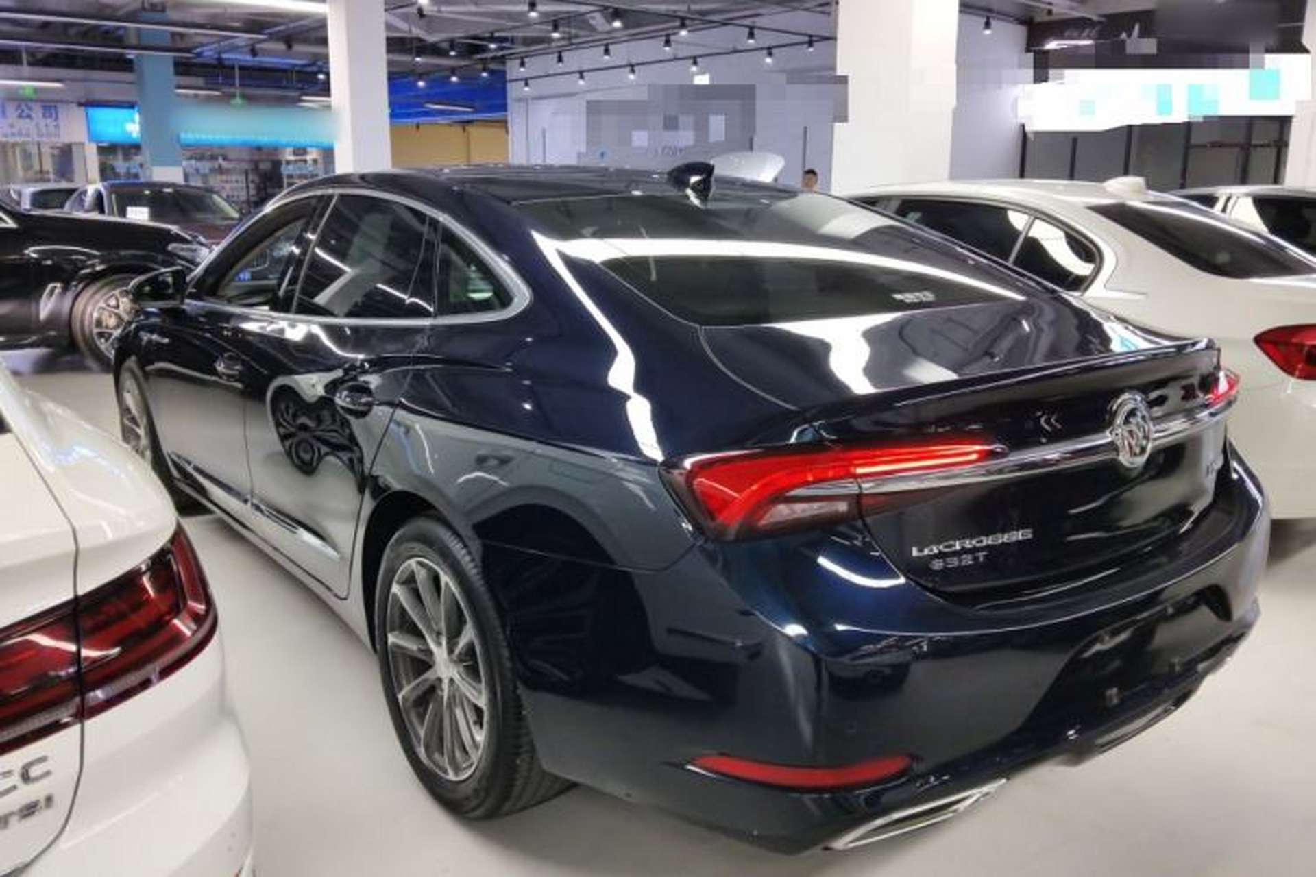 Used Buick LaCrosse 2021 652T Luxury Model Exterior 2