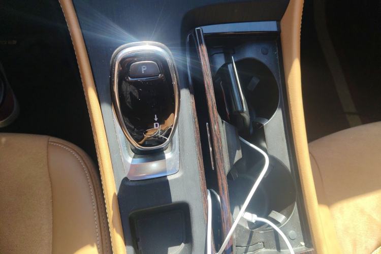 Used Buick LaCrosse 2021 652T Premium Edition Gear Lever