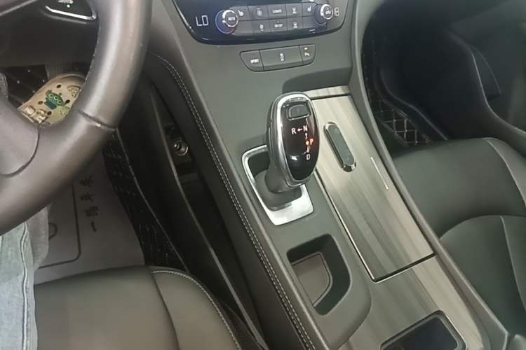 Used Buick LaCrosse 2021 652T Luxury Model Gear Lever
